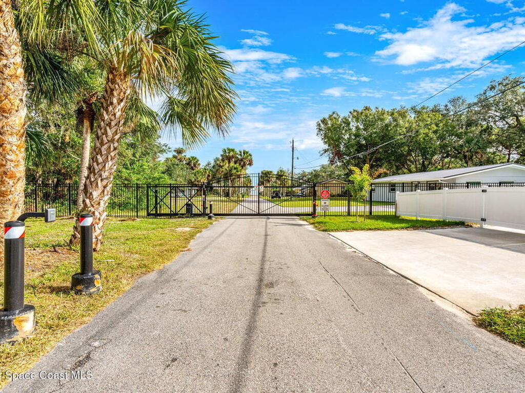 100 Bonita Street, Titusville, FL 32780