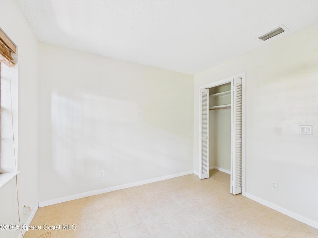 2265 44th Avenue, Vero Beach, FL 32966