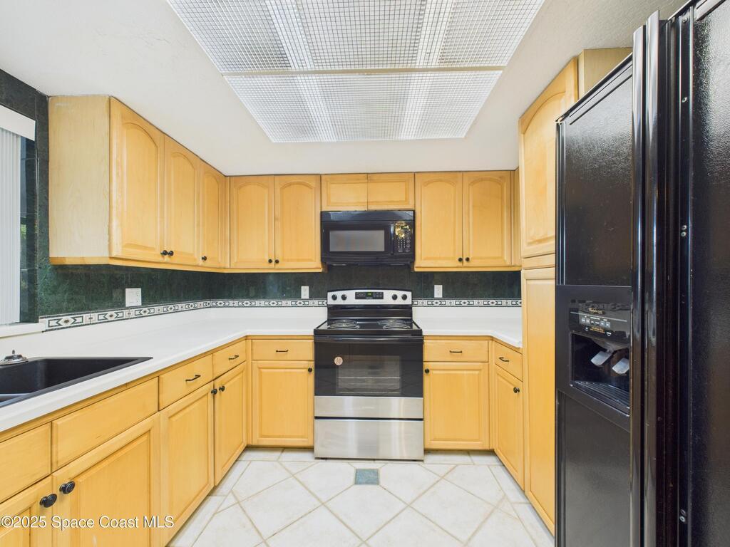 2265 44th Avenue, Vero Beach, FL 32966