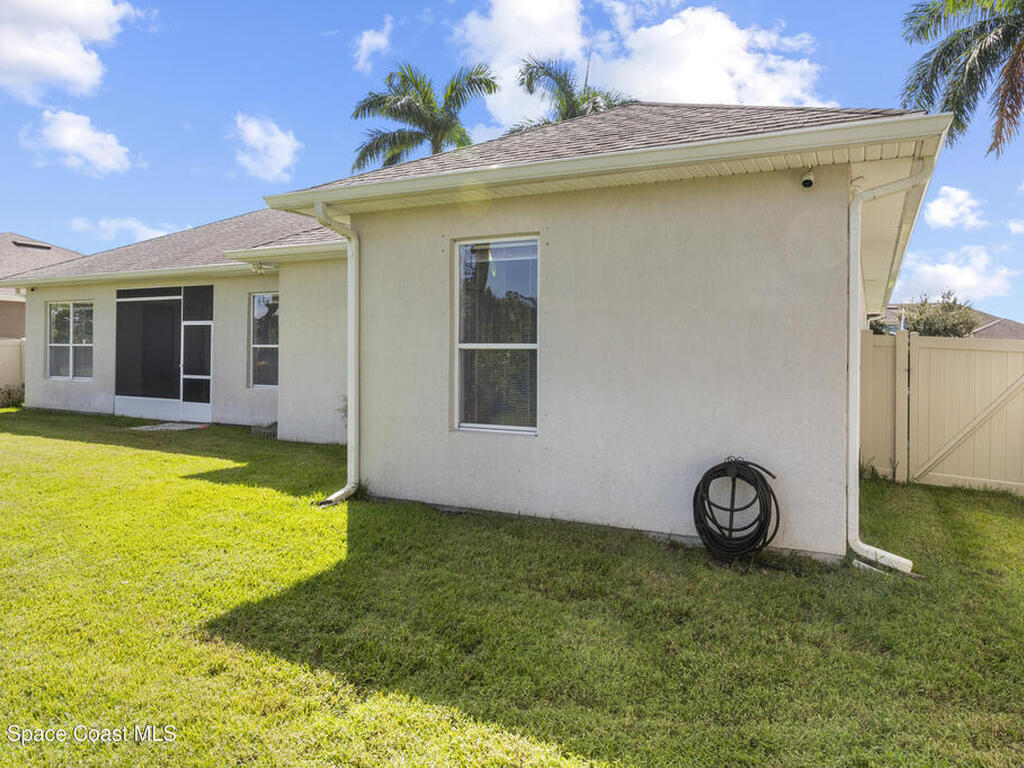 352 Sebastian Crossings Boulevard, Sebastian, FL 32958