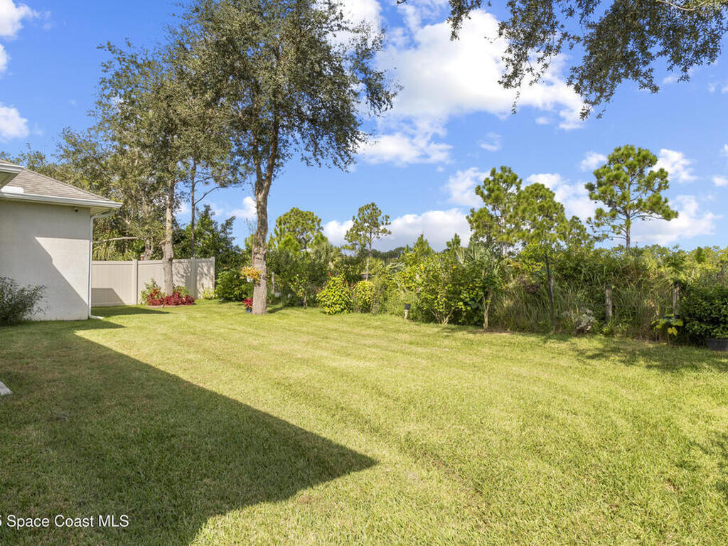 352 Sebastian Crossings Boulevard, Sebastian, FL 32958