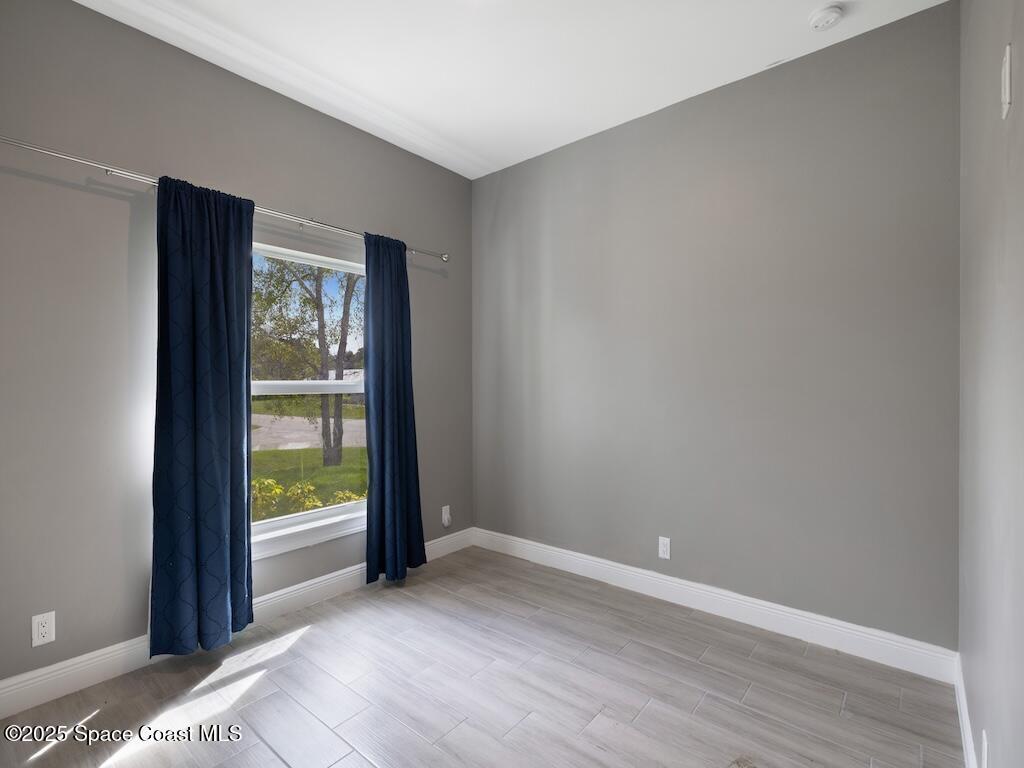 1395 17th Court, Vero Beach, FL 32962