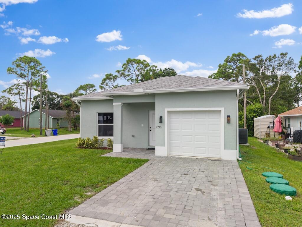 1395 17th Court, Vero Beach, FL 32962