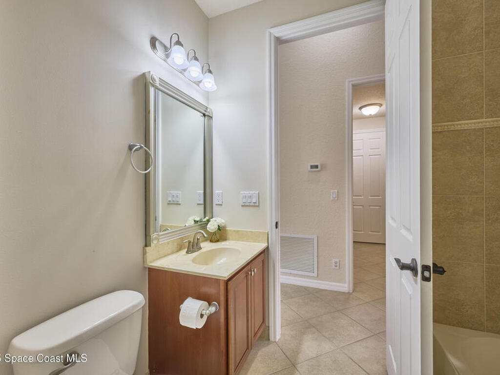 6227 Thames Place, Vero Beach, FL 32966