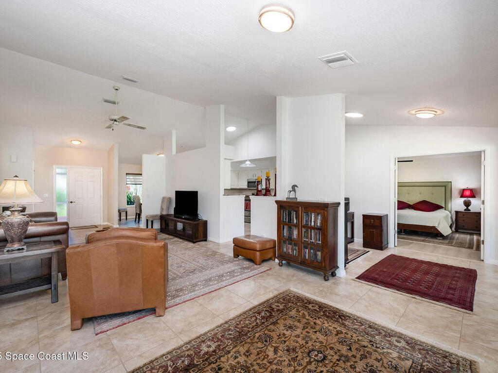 1317 Independence Avenue, Suntree, FL 32940