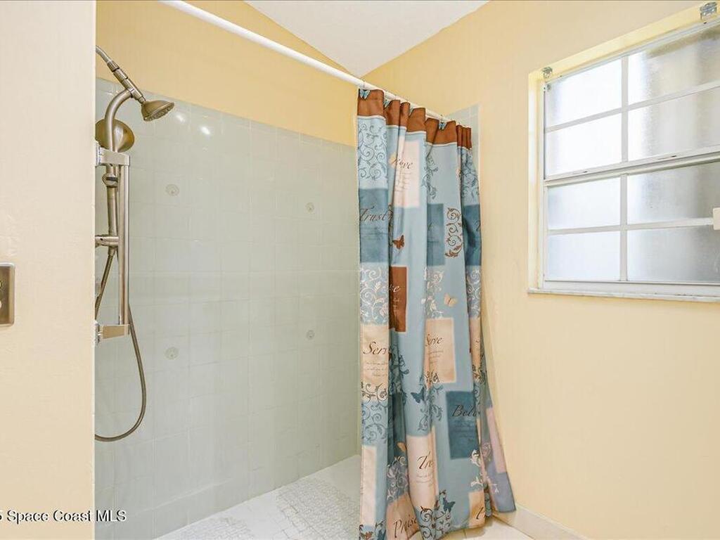 2492 Coral Ridge Circle, Melbourne, FL 32935