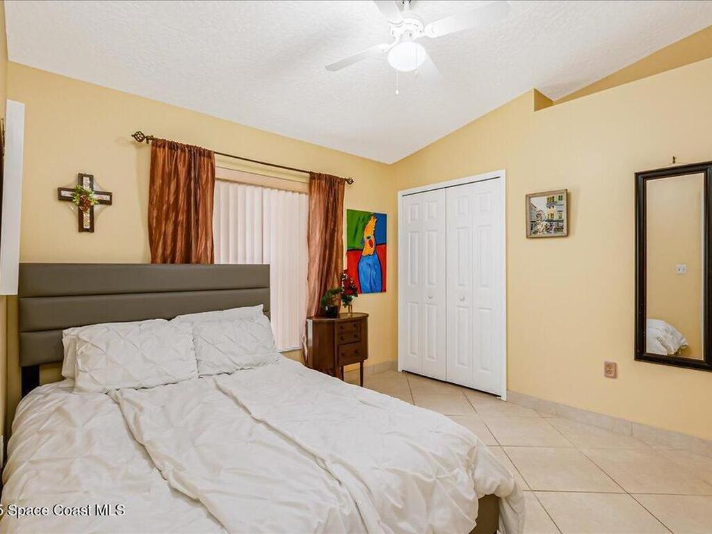 2492 Coral Ridge Circle, Melbourne, FL 32935