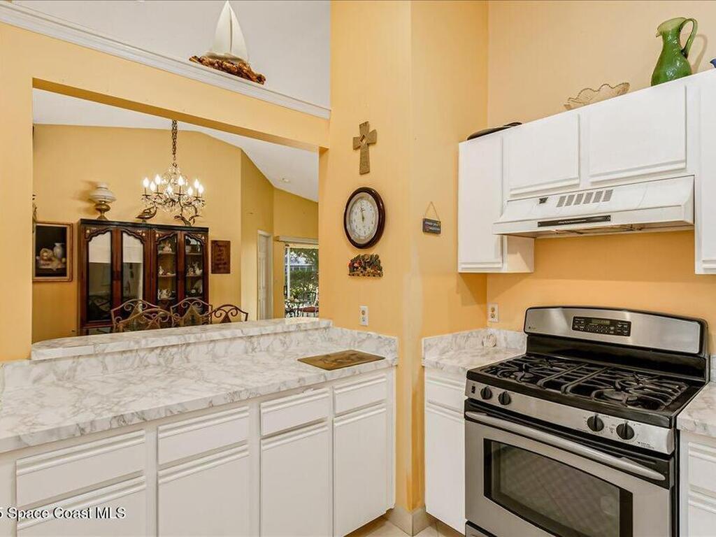 2492 Coral Ridge Circle, Melbourne, FL 32935