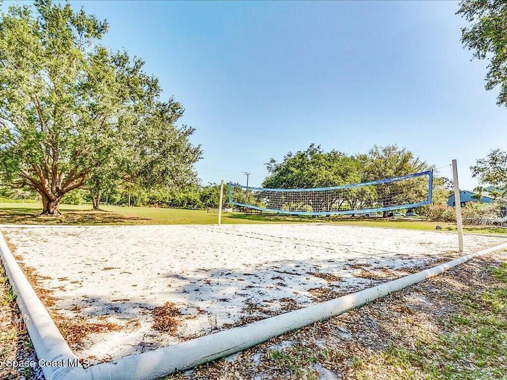 2492 Coral Ridge Circle, Melbourne, FL 32935