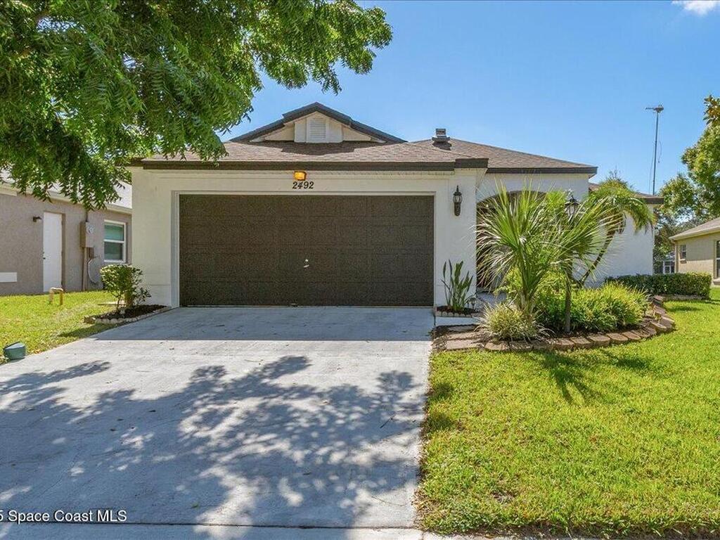 2492 Coral Ridge Circle, Melbourne, FL 32935