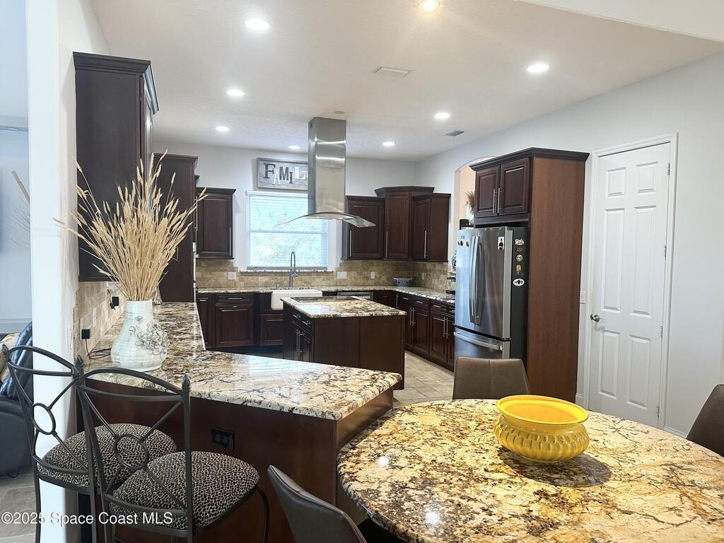 4762 Blossom Ridge Place, Grant, FL 32949