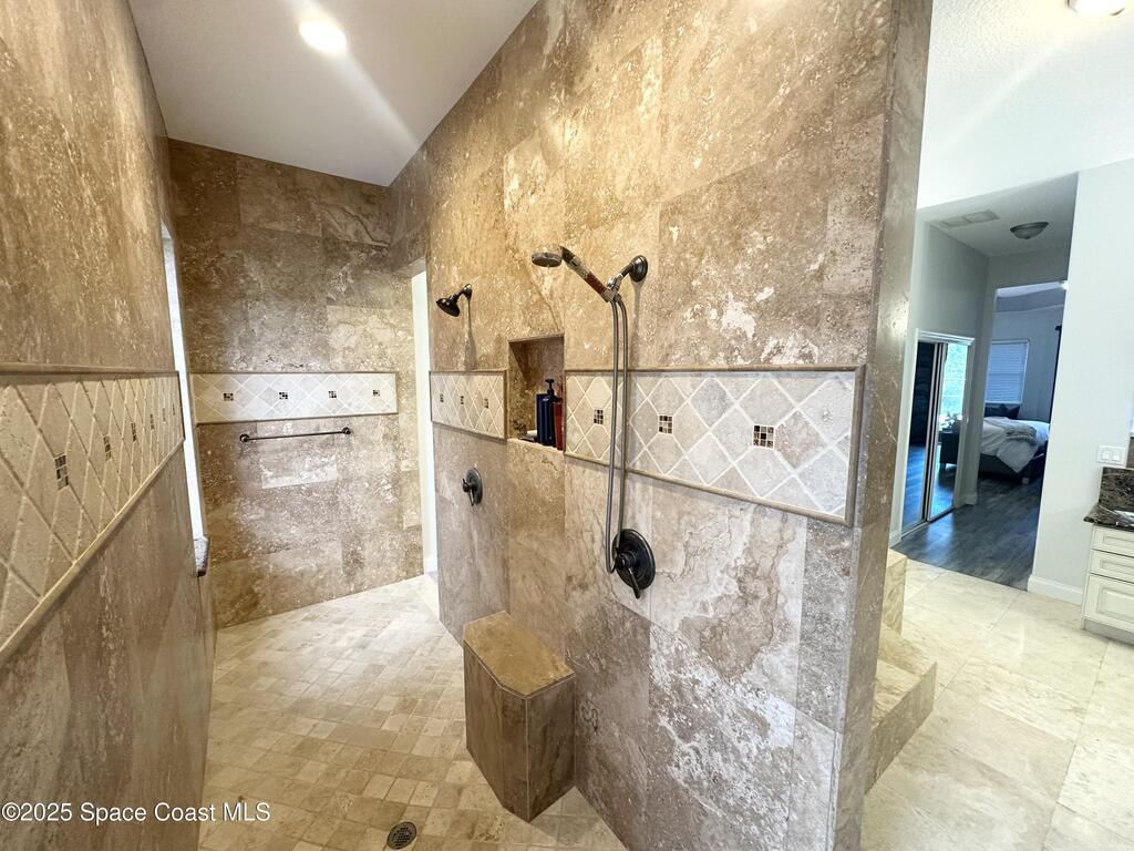 4762 Blossom Ridge Place, Grant, FL 32949