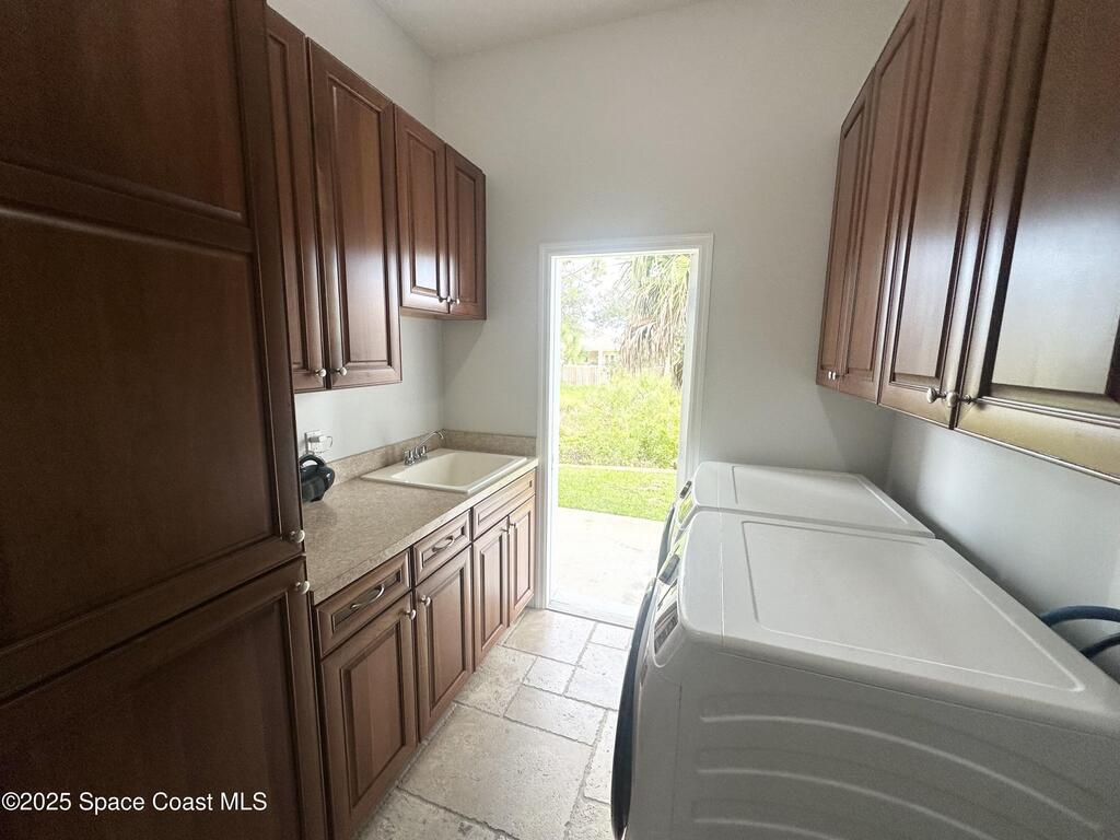 4762 Blossom Ridge Place, Grant, FL 32949