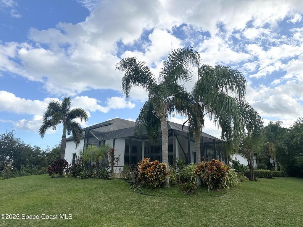 4762 Blossom Ridge Place, Grant, FL 32949