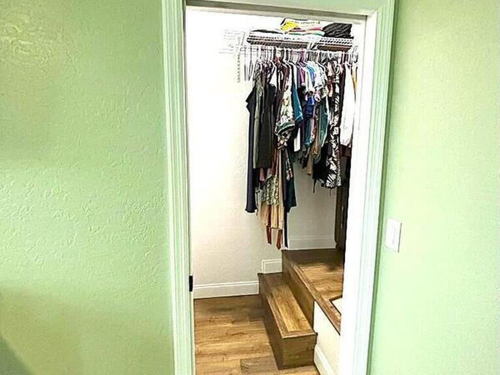 5570 Sanctuary Avenue, Grant, FL 32949