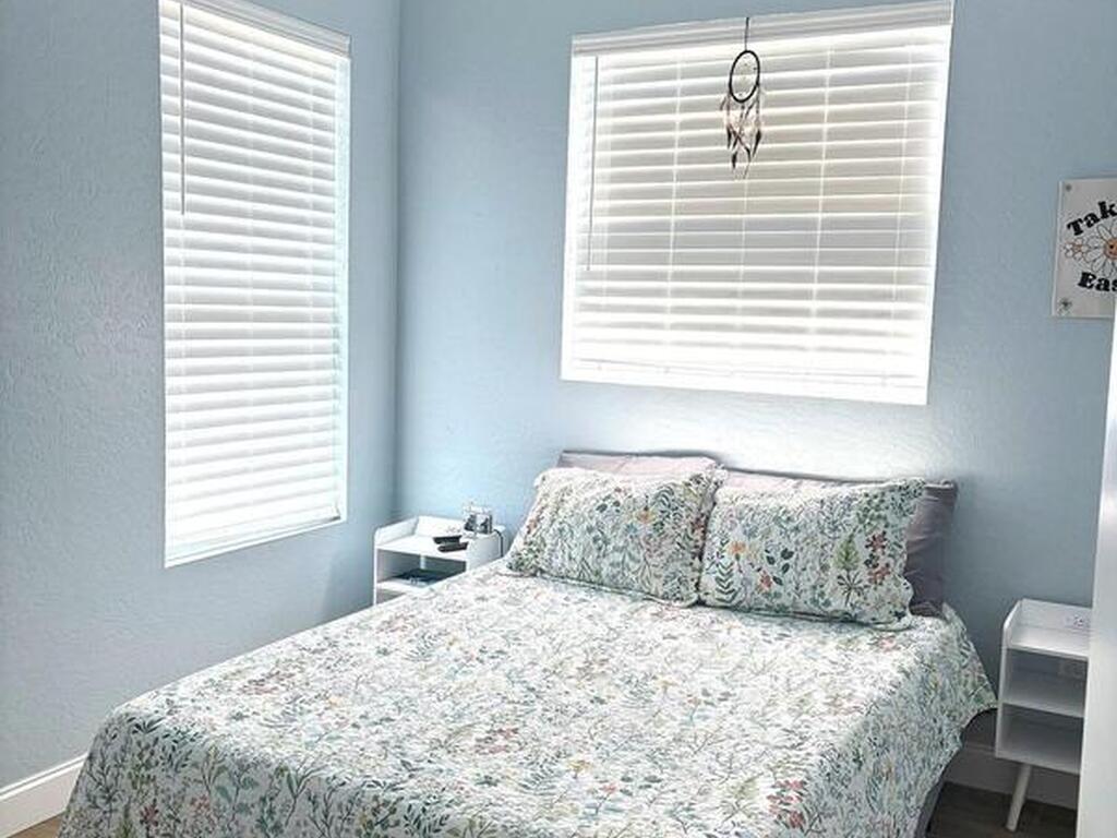 5570 Sanctuary Avenue, Grant, FL 32949