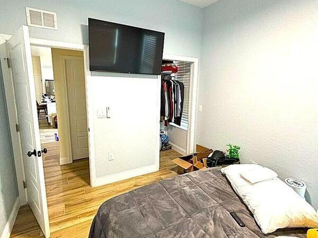 5570 Sanctuary Avenue, Grant, FL 32949