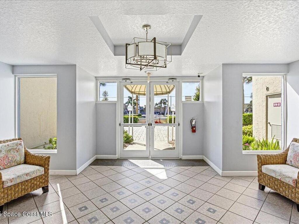 1177 N Highway A1a, Indialantic, FL 32903