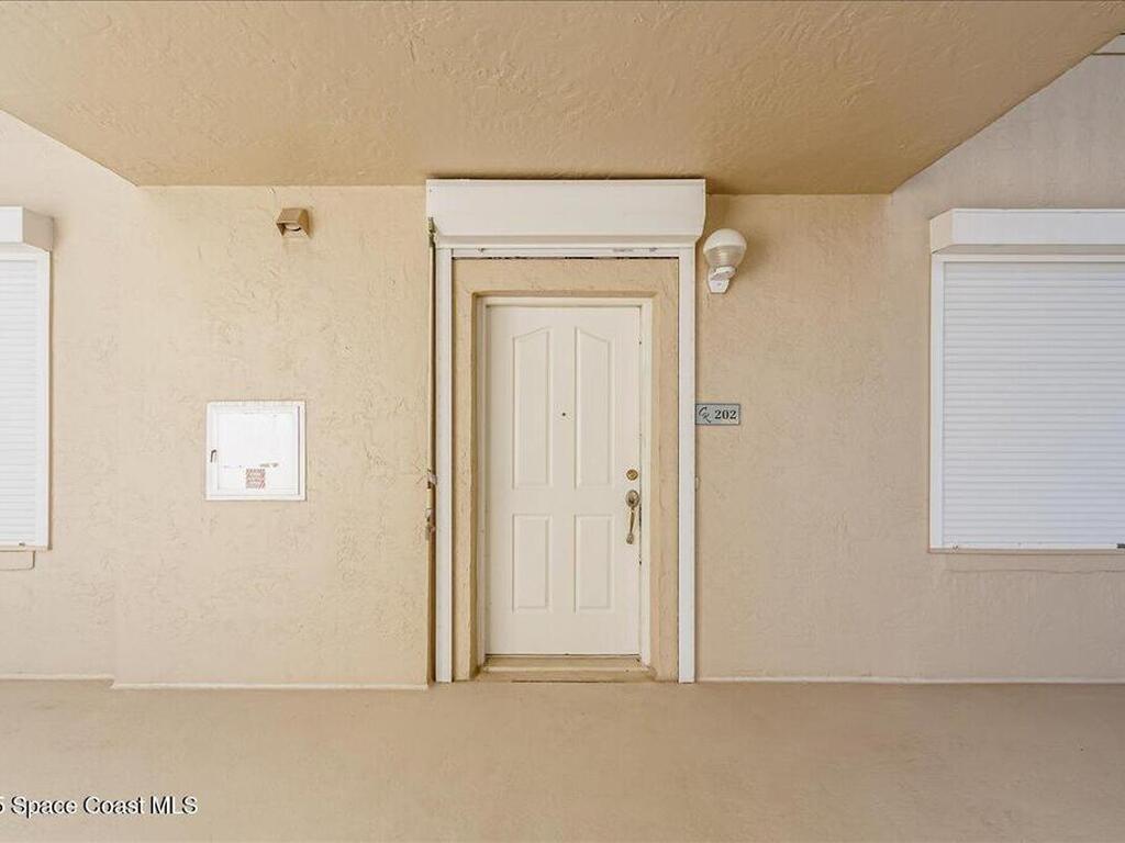 1177 N Highway A1a, Indialantic, FL 32903