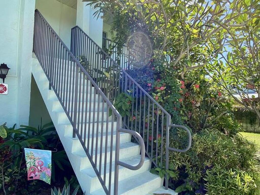 231 Circle Drive, Cape Canaveral, FL 32920