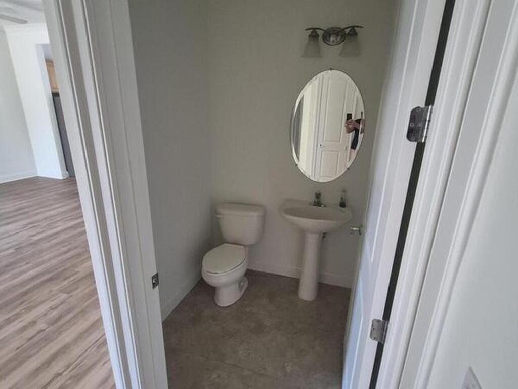 870 Vignoles Avenue, Palm Bay, FL 32905