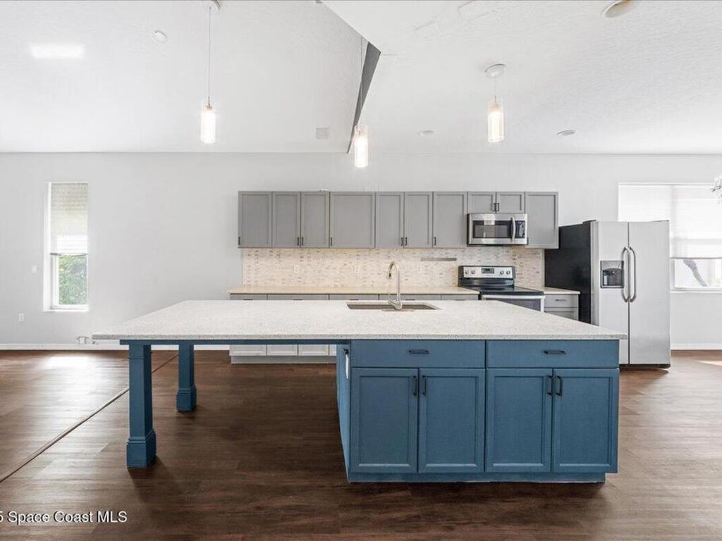 612 Mar Brisa Court, Satellite Beach, FL 32937