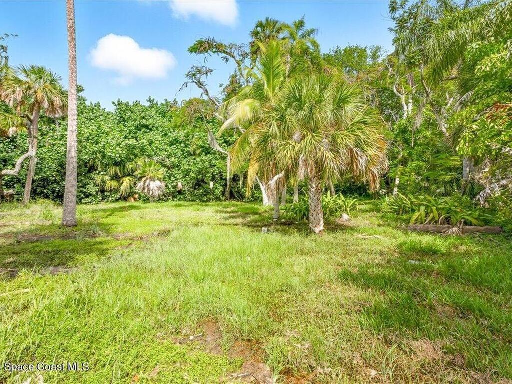 6555 S Tropical Trail, Merritt Island, FL 32952