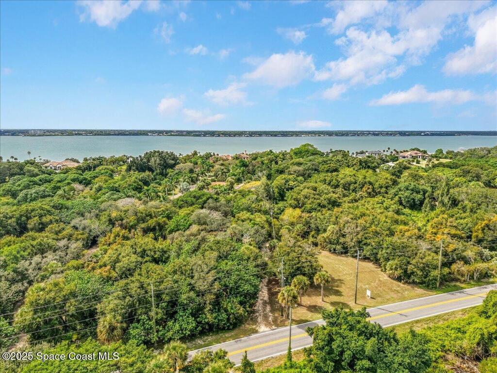 6555 S Tropical Trail, Merritt Island, FL 32952