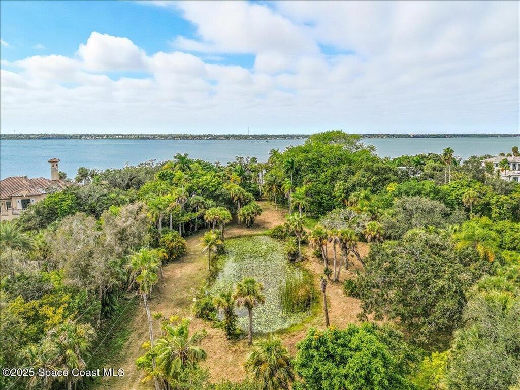 6555 S Tropical Trail, Merritt Island, FL 32952