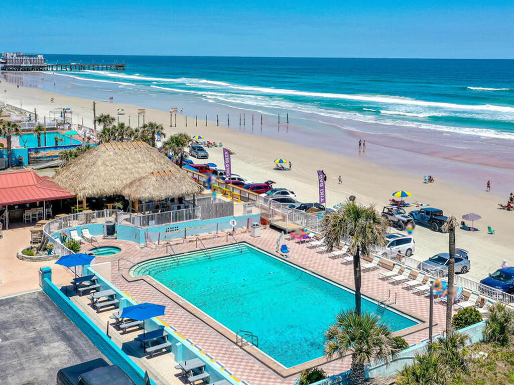 313 S Atlantic Avenue, Daytona Beach, FL 32118