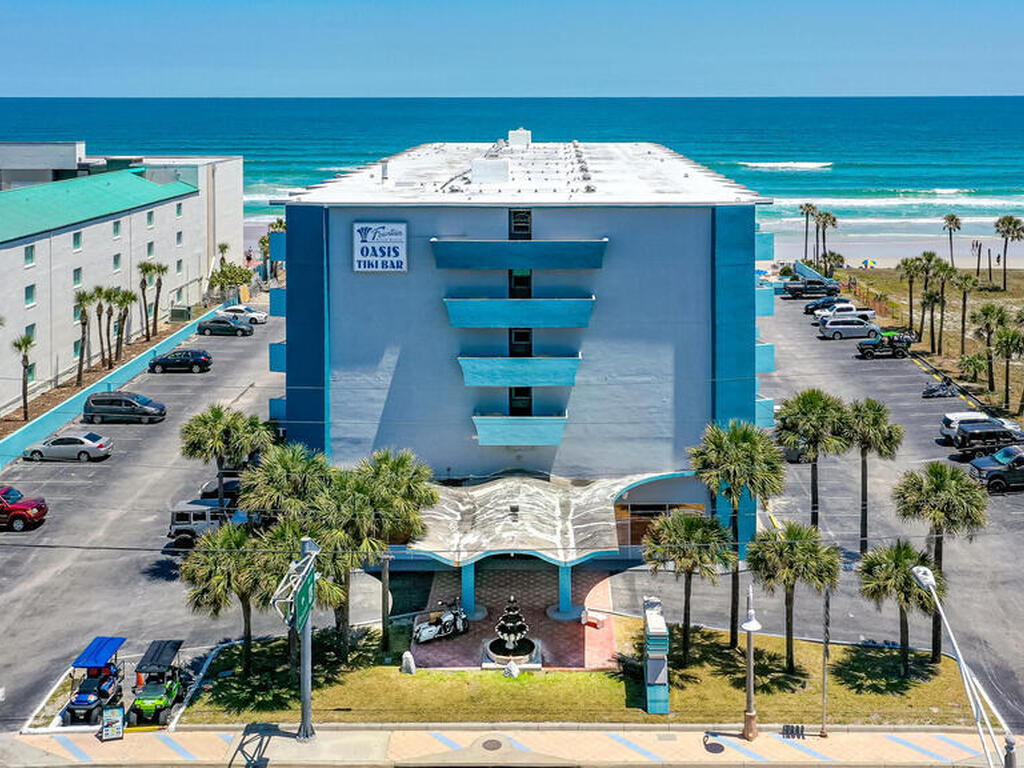 313 S Atlantic Avenue, Daytona Beach, FL 32118