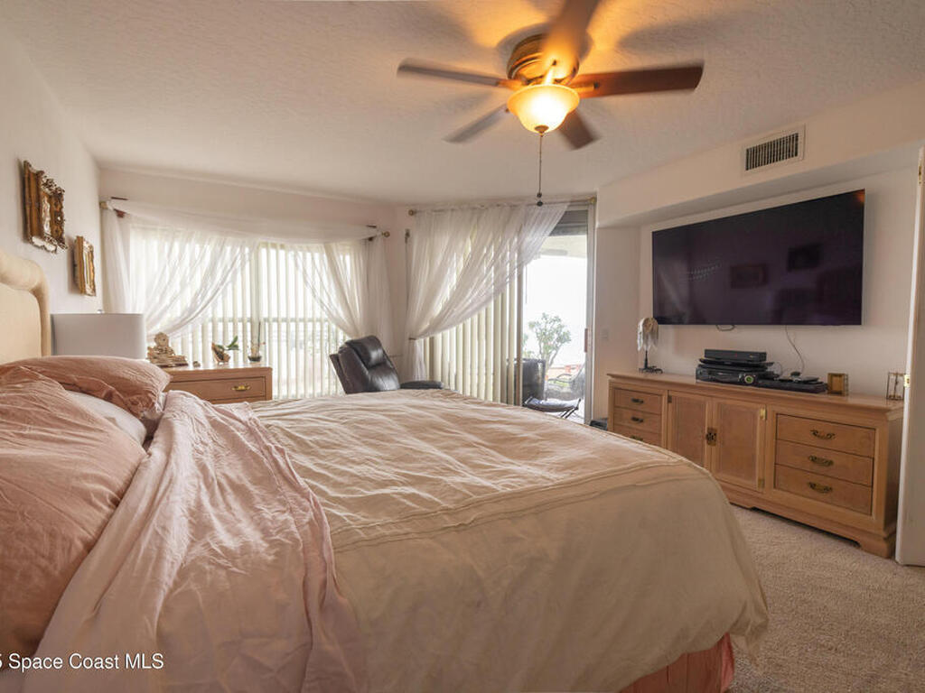 3360 S Atlantic Avenue, Cocoa Beach, FL 32931