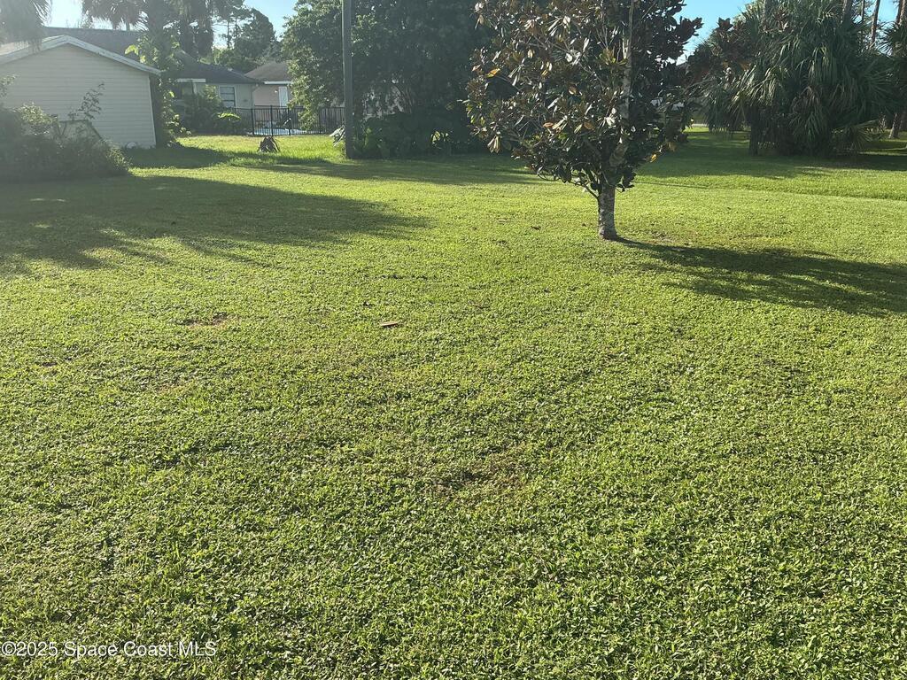 376 Americana Boulevard, Palm Bay, FL 32907