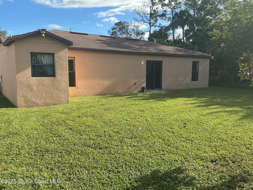 376 Americana Boulevard, Palm Bay, FL 32907