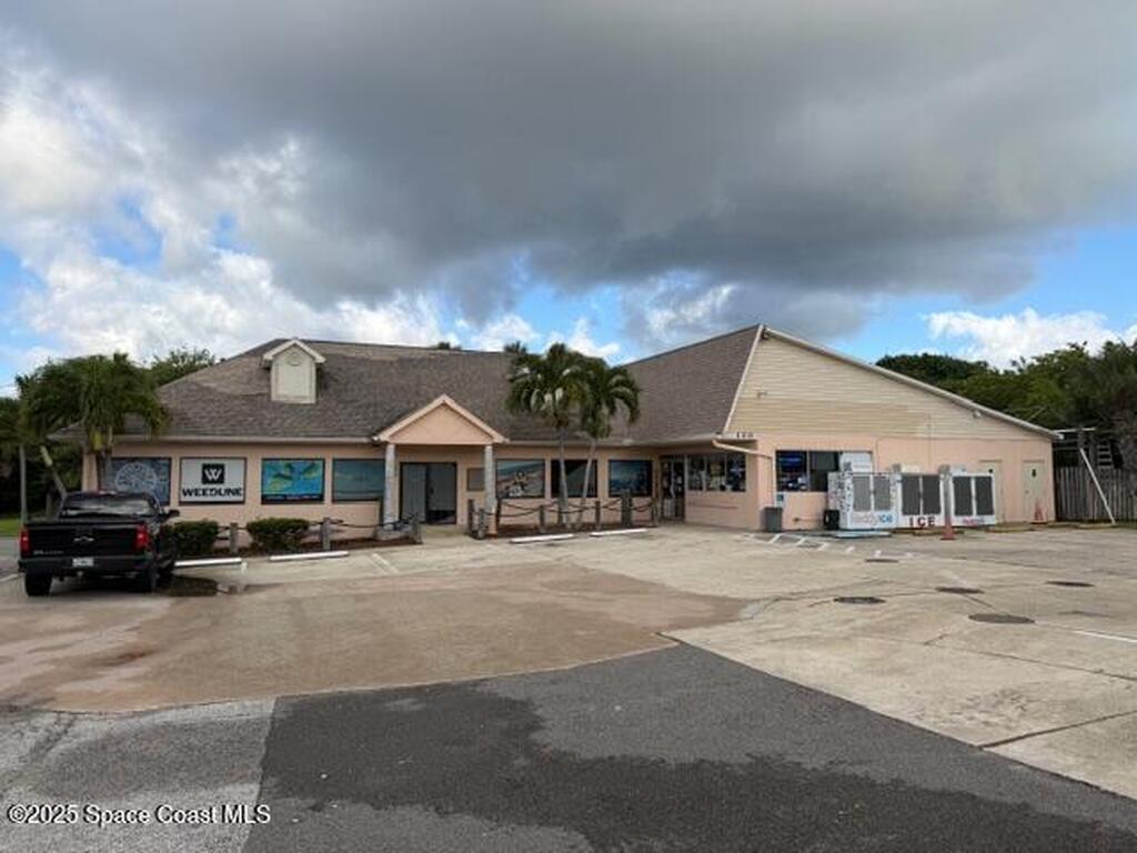 100 Long Point Road, Melbourne Beach, FL 32951