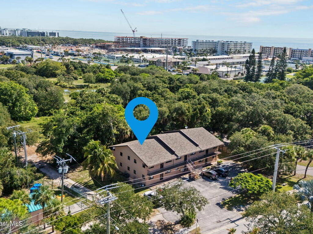 201 Cocoa Isles Boulevard, Cocoa Beach, FL 32931