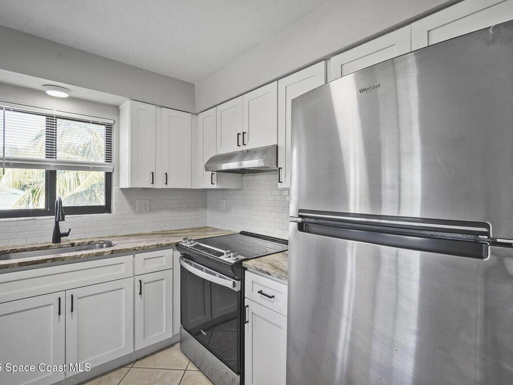 201 Cocoa Isles Boulevard, Cocoa Beach, FL 32931