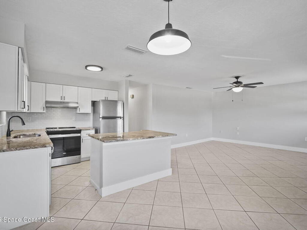 201 Cocoa Isles Boulevard, Cocoa Beach, FL 32931