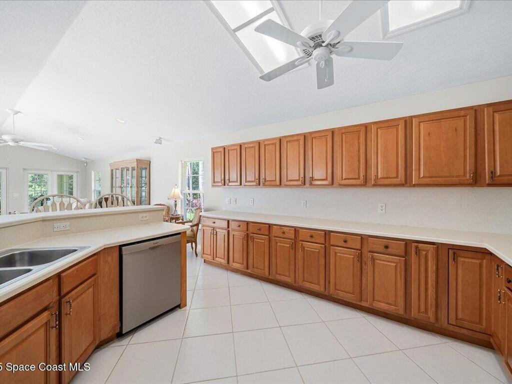 7965 93rd Avenue, Vero Beach, FL 32967