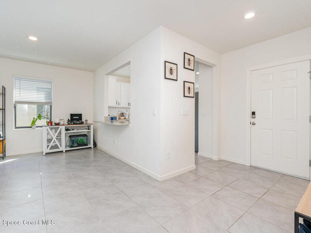 943 Remington Green Drive, Palm Bay, FL 32909