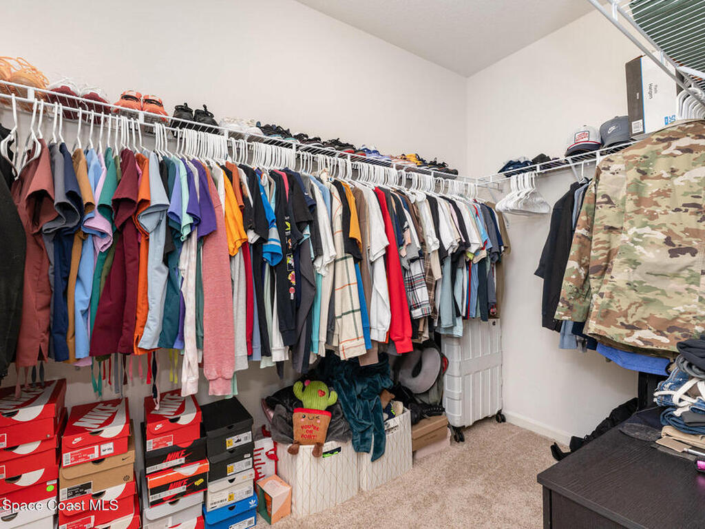 943 Remington Green Drive, Palm Bay, FL 32909