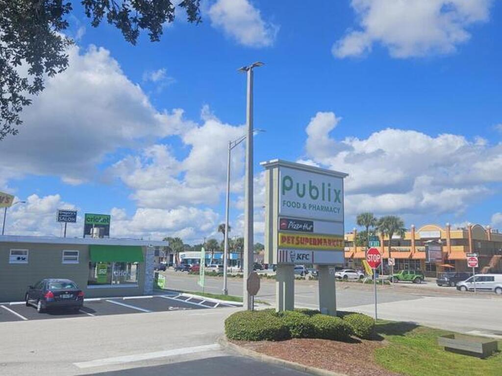 91 E Merritt Island Causeway, Merritt Island, FL 32952