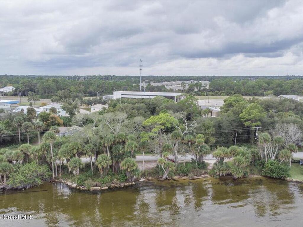 5122 Riveredge Drive, Titusville, FL 32780