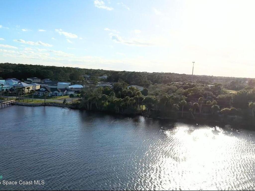 5122 Riveredge Drive, Titusville, FL 32780