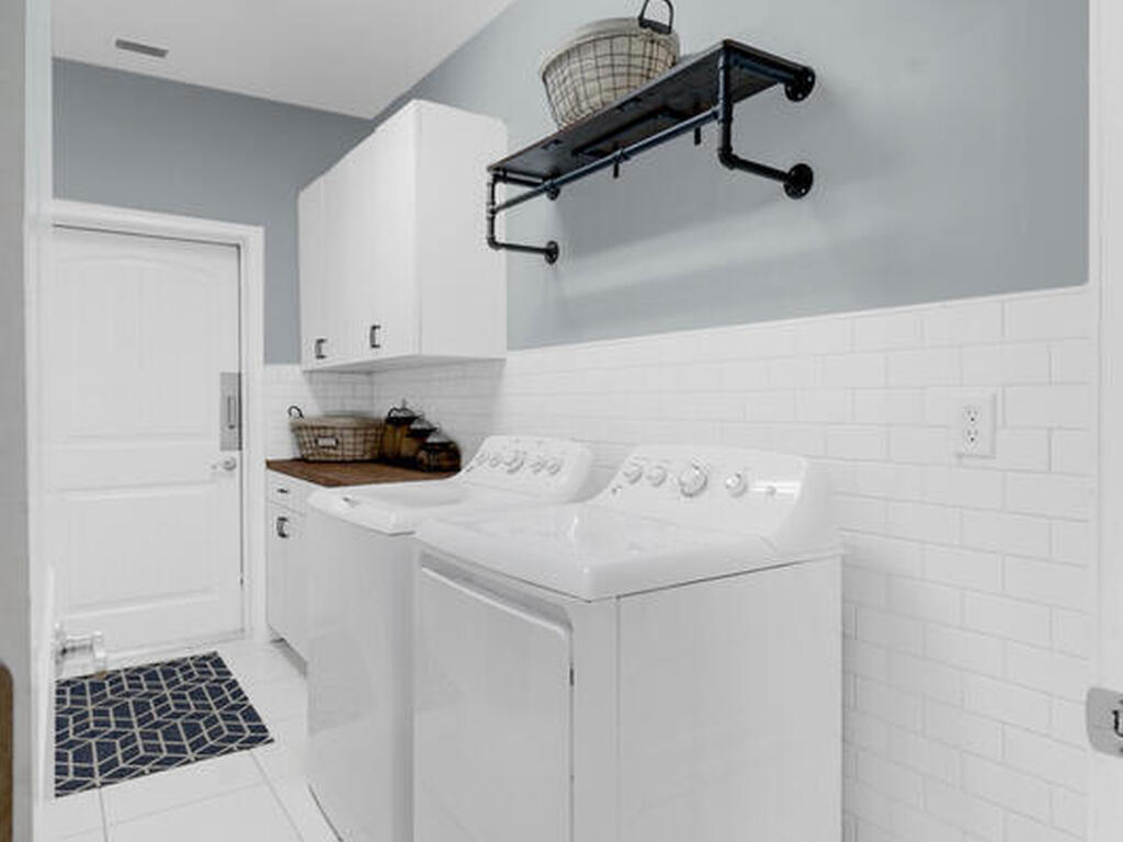 3455 Coquina Terrace, Malabar, FL 32950