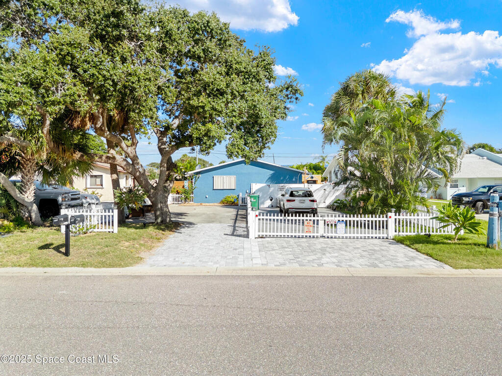 208 Cleveland Avenue, Cocoa Beach, FL 32931