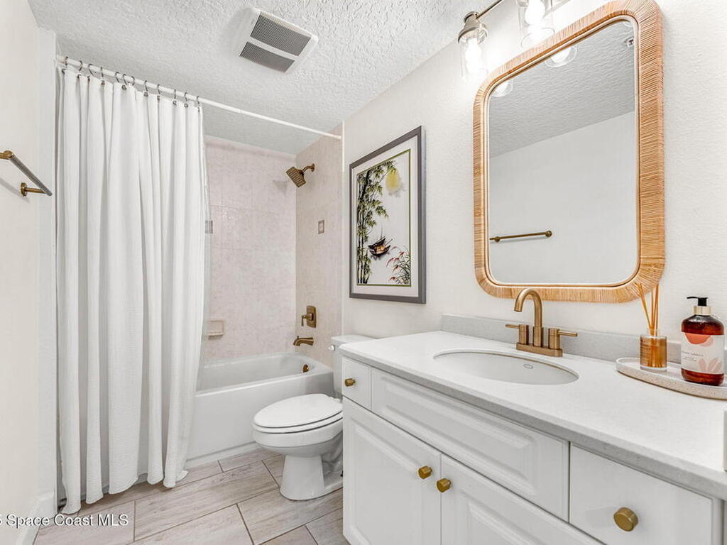 2095 Highway A1a Highway, Indian Harbour Beach, FL 32937