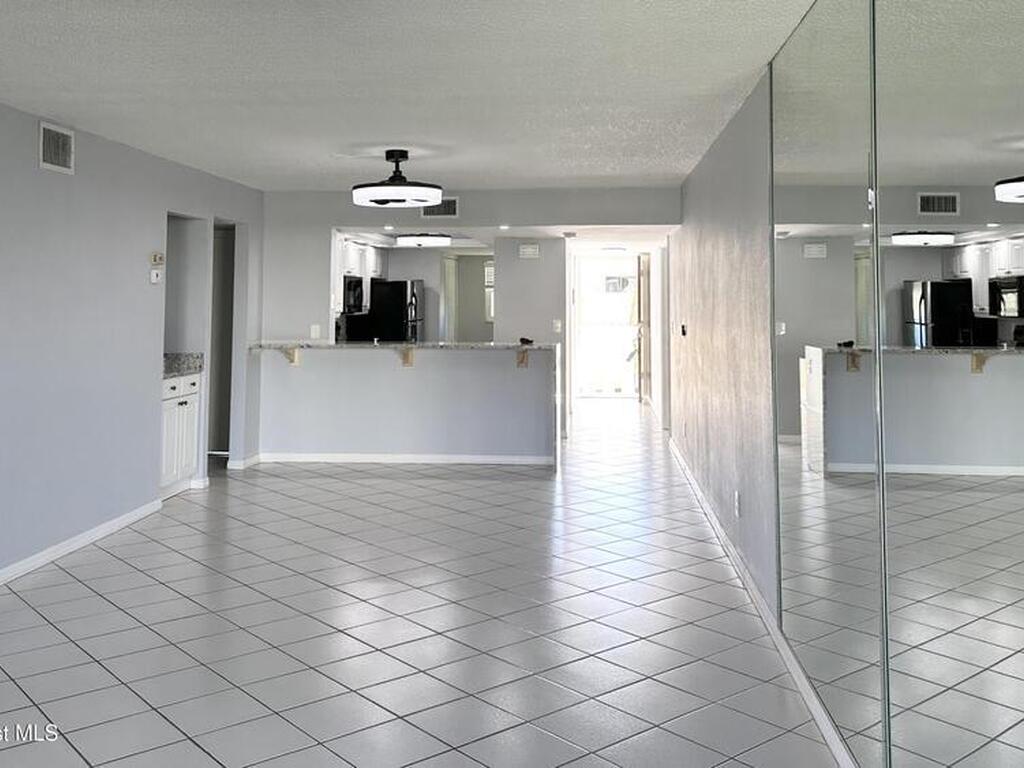 850 N Atlantic Avenue, Cocoa Beach, FL 32931