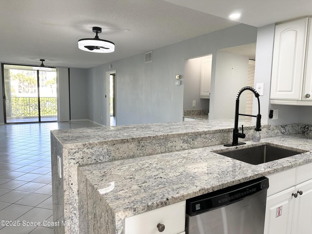 850 N Atlantic Avenue, Cocoa Beach, FL 32931