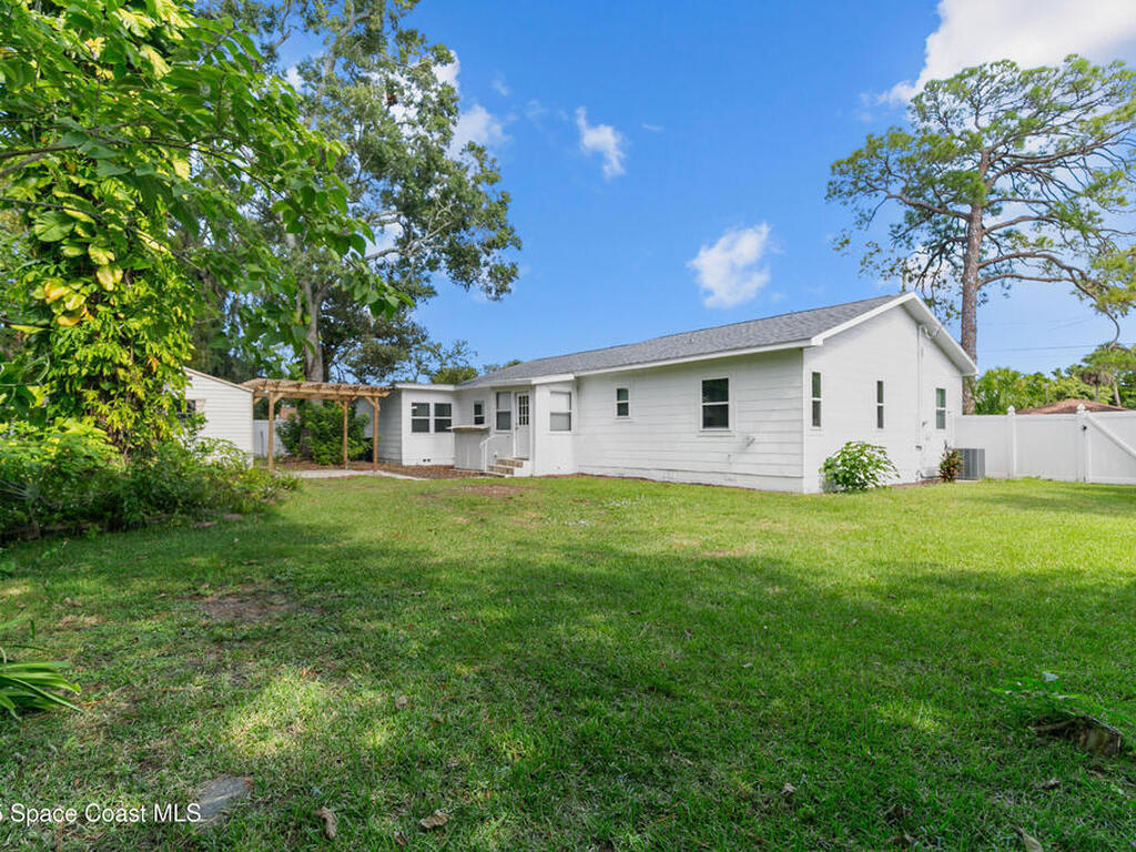1208 Indian River Avenue, Titusville, FL 32780